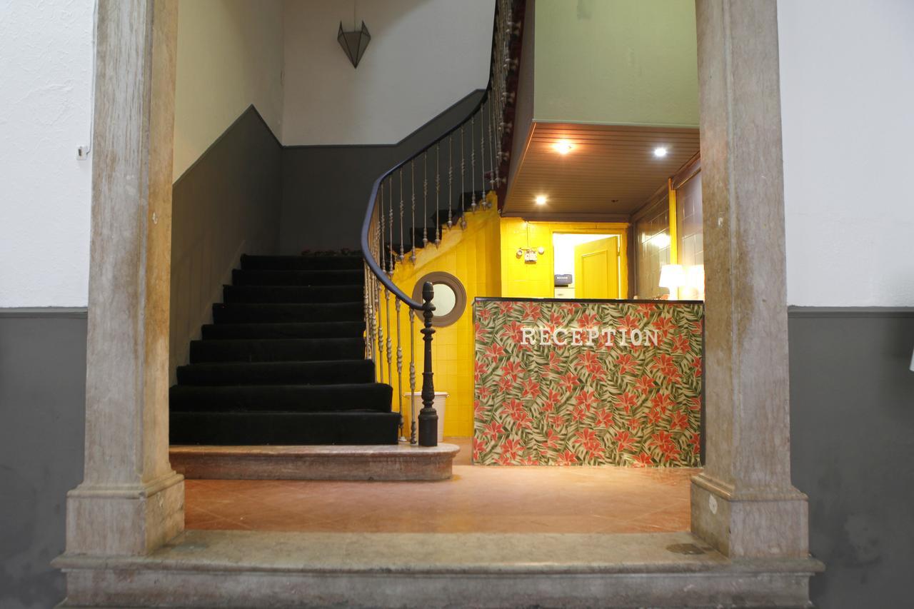 Hostel Avenida Lisbon Exterior photo